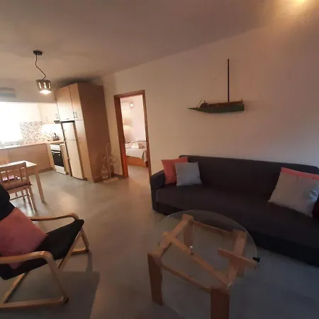 Art House * 科斯镇